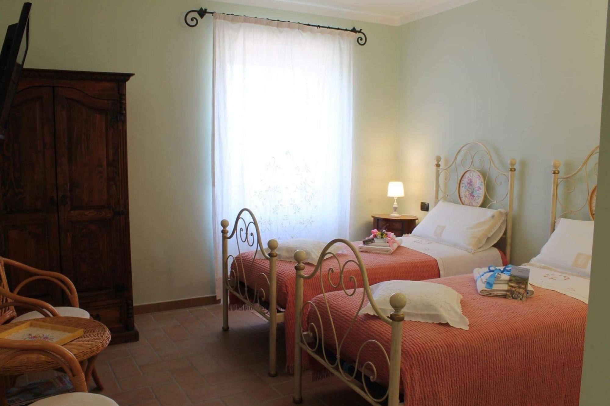 Bed and Breakfast La Terrazza Fio...Rita Ripa Zewnętrze zdjęcie