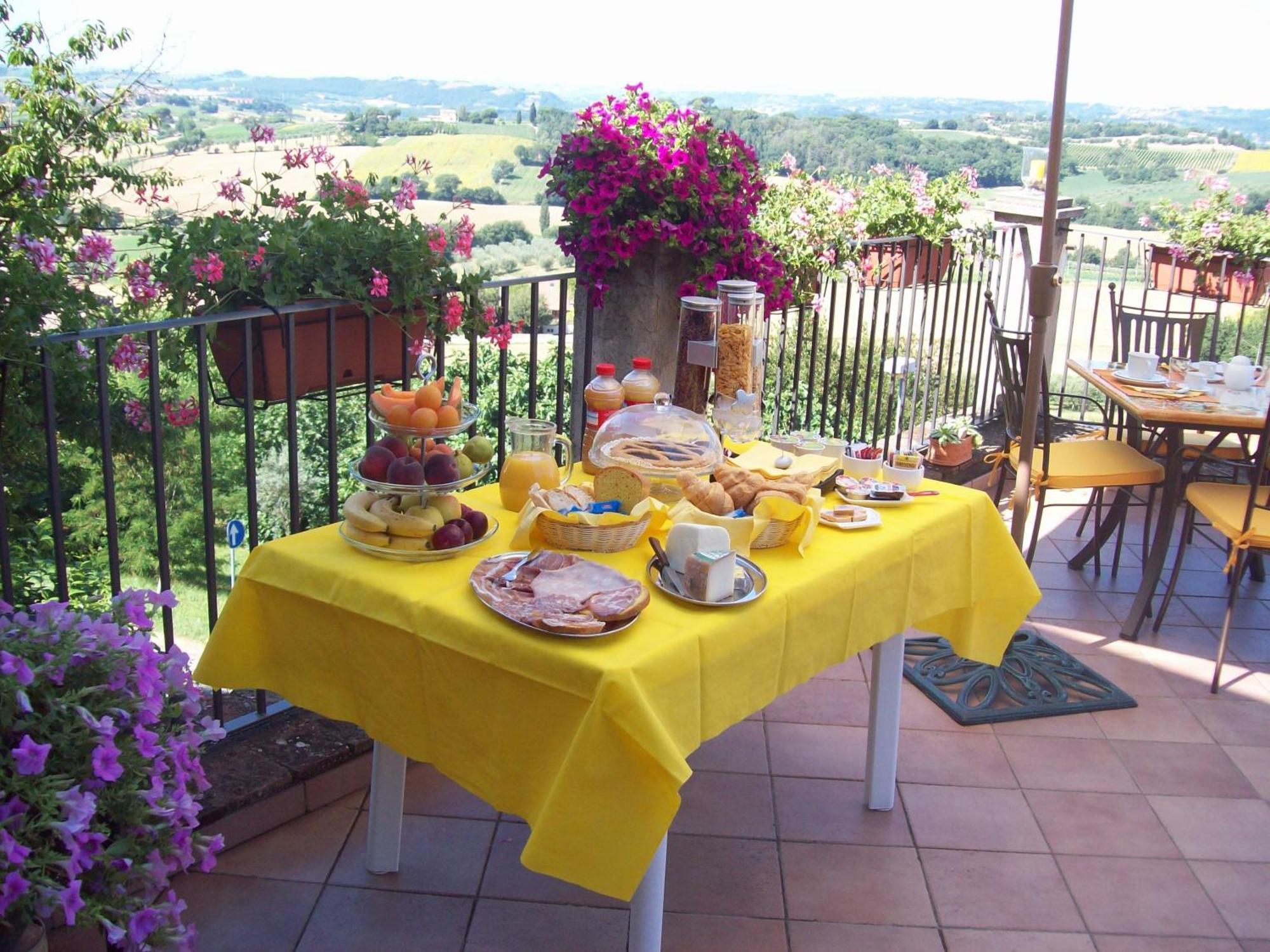 Bed and Breakfast La Terrazza Fio...Rita Ripa Zewnętrze zdjęcie